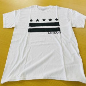 LEXANI US white black Tシャツ